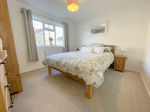 Caroline Close- click for photo gallery